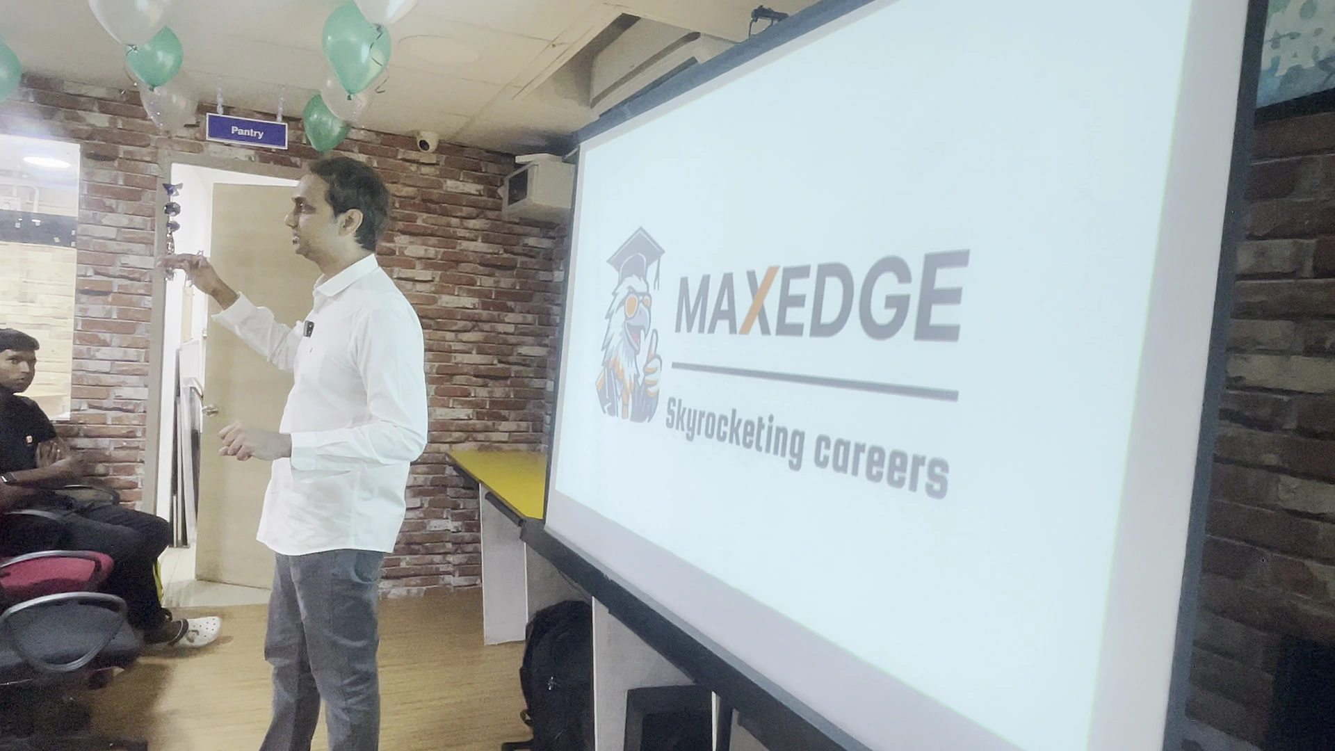 MaxEdge – Career Accelerator Platform by Web D School | Skills, Jobs & Mentorship